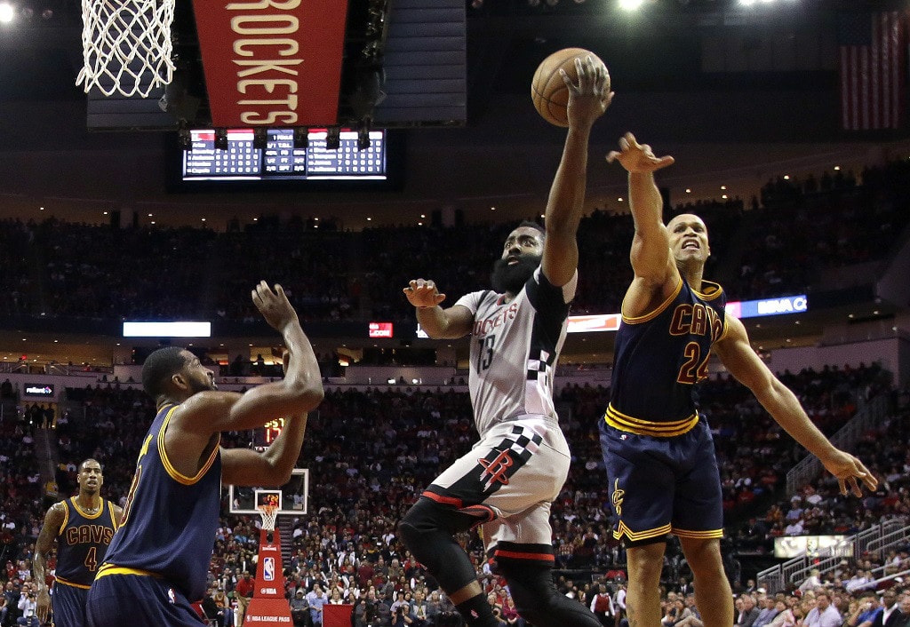 Live betting fans are ecstatic to see Houston Rockets prevailing over current NBA champions Cleveland Cavaliers