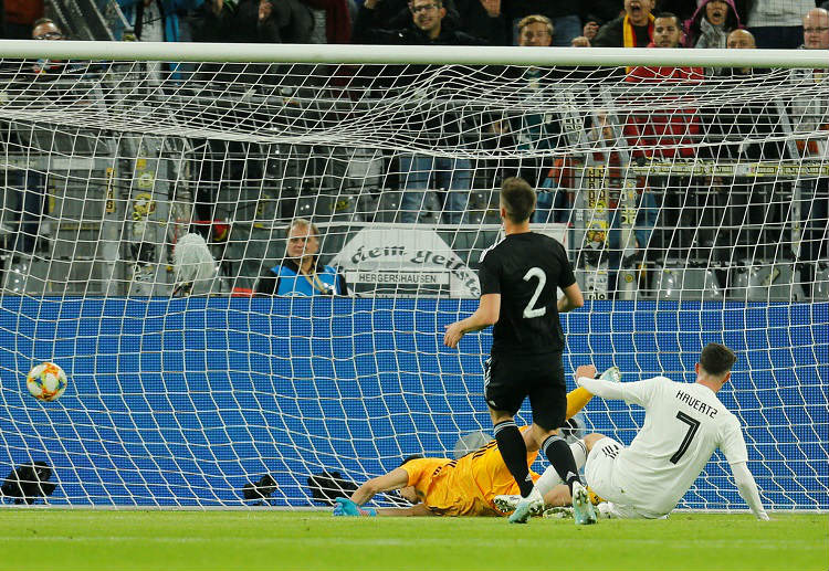 Hasil bola persahabatan