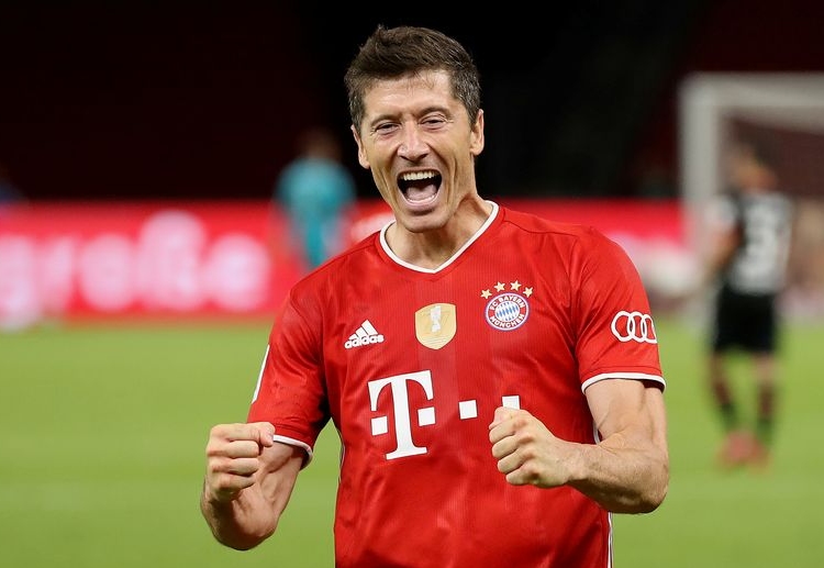 Champions League: Với phong độ đáng sợ hiện tại, Lewandowski là không thể cản.