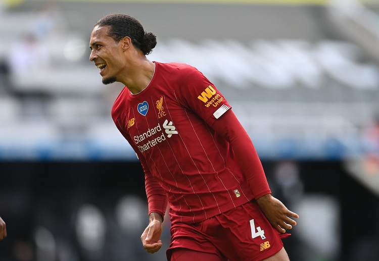 Virgil Van Dijk là hậu vệ xuất sắc nhất Champions League 2018/19.