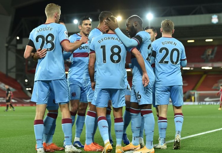 Premier League: Sau khi vượt lên dẫn trước, West Ham dàn thế trận phòng ngự dày đặc