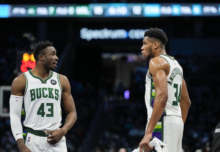 Giannis Antetokounmpo andalan Milwaukee Bucks di NBA