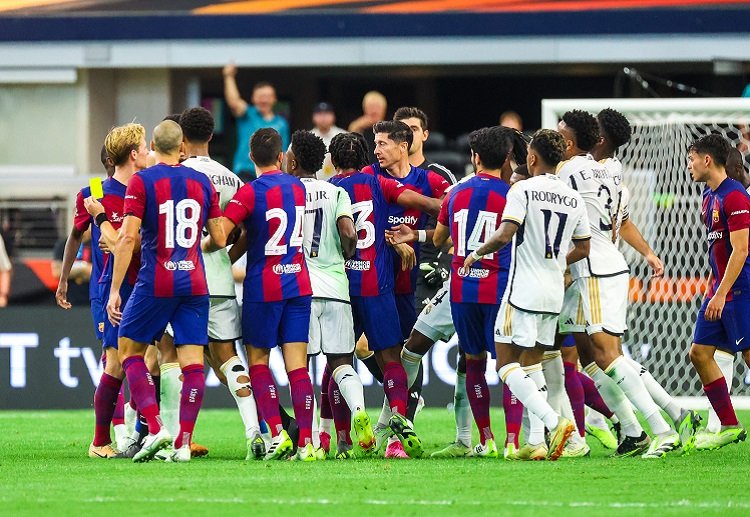 Giao hữu câu lạc bộ: Real Madrid tung ra tới 22 cú sút ở trận này