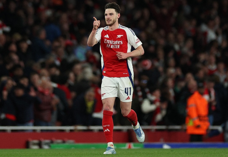 အာဆင်နယ်ဟာ သမိုင်းတစ်လျှောက် ချန်ပီယံလိဂ် ဖလားကို တစ်ကြိမ် တစ်ခါမှ မရဖူးလို့ ပြိုင်ဘက်တွေနဲ့ ယှဉ်ရင် အမြဲတမ်း အနှိမ်ခံရတဲ့ အသင်းပါ။