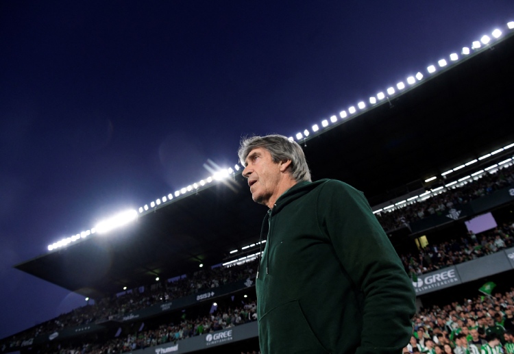 라리가에서 47승점으로 6위에 있는 레알 베티스는 유럽 대회 진출에 도전하고 있다