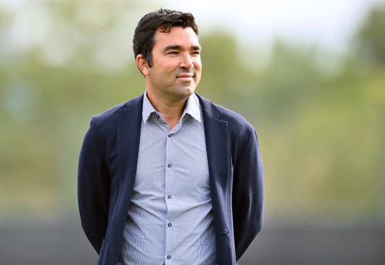 သတင်းတွေ အရ ဆိုရင်တော့ လာမယ့် နွေရာသီမှာ မန်ချက်စတာယူနိုက်တက် ကနေ ထွက်ခွာဖို့ ရှိနေတဲ့ အင်္ဂလန် တိုက်စစ်မှူး မားကပ်စ် ရက်ရှ်ဖို့ဒ် ကလည်း လာလီဂါ ကလပ်ကို ပြောင်းရွှေ့ချင်နေကြောင်း သိရပါတယ်။