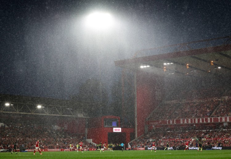 英超联赛 克里斯·伍德整场比赛碌碌无为，两次射门均未打在门框范围内。