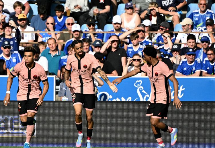 ပထမအကျော့ရလဒ်အရချန်ပီယံလိဂ်ဗိုလ်လုပွဲကိုတက်ရောက်ခွင့်ကပီအက်စ်ဂျီဘက်မှာ၆၀ရာခိုင်နှုန်းလောက်အလေးသာသွားပါတယ်။