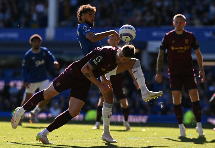 Dominic Calvert-Lewin aims to replicate his recent display when Everton face Fulham this Premier League weekend