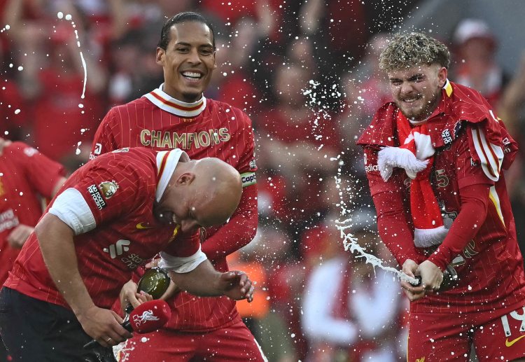 စူပါကွန်ပြူတာရဲ့ တွက်ချက်မှုအရ ဆိုရင်တော့ လစ်ဗာပူးလ် ကပဲ ပရီးမီးယားလိဂ် ချန်ပီယံဆုကို နှစ်နှစ်ဆက်တိုက် အောင်ပွဲခံသွားနိုင်ဖို့ ရှိနေတာ ဖြစ်ပါတယ်။