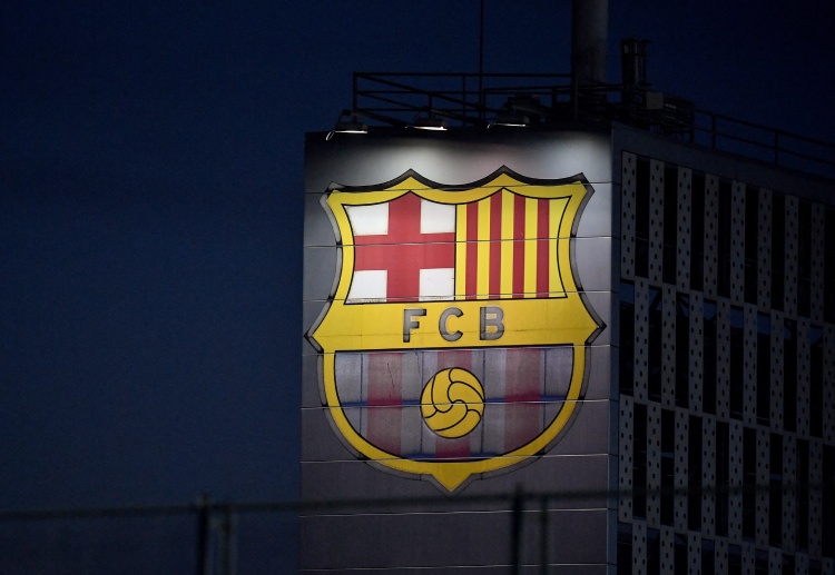 RAC1 ရဲ့ ဖော်ပြချက်အရ ဘာစီလိုနာ ကတော့ လာလီဂါရဲ့ ၁:၁ ဘဏ္ဍာရေး စည်းမျဉ်းတွေ အောက်မှာ လည်ပတ်ခြင်း မရှိကြောင်း သိရပါတယ်။