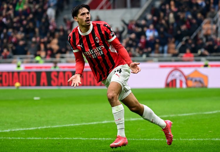 လက်ရှိ နွေရာသီမှာ ပရီးမီးယားလိဂ် ကလပ်ဟာ ကစားသမား ၄ ဦး ခေါ်ယူထားပြီးတော့ ဂိုး အတွက် ဘက်တင်နယ်လီ၊ ဘယ်ခံစစ် အတွက် ရေယန် အစ် နျူရီ၊ ကွင်းလယ် အတွက် ချာကီနဲ့ ရီအင်ဒါ တို့နဲ့ အားဖြည့်ထားတာ ဖြစ်ပါတယ်။