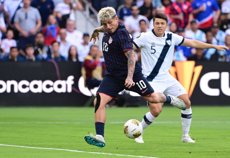 美洲金杯  卢纳梅开二度，为美国队确保了最终胜利。