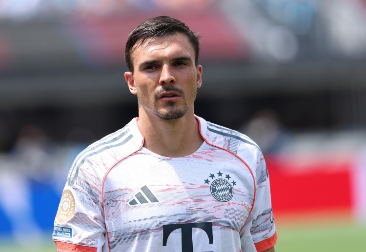 ပေါ်တူဂီ ကွင်းလယ်လူ ကတော့ ပြီးခဲ့တဲ့ ရာသီက ဘွန်ဒက်စ်လီဂါ ကလပ်ကို ပြောင်းရွှေ့ခဲ့ပေမယ့် ပုံမှန် ပွဲထွက်ခွင့်ရဖို့ ရုန်းကန်နေရသူ ဖြစ်ပါတယ်။