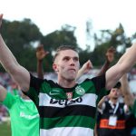 ဒါ့အပြင် အသက် (၂၇) နှစ် အရွယ် ဆွီဒင် လက်ရွေးစင်က ပရီးမီးယားလိဂ်နဲ့ ဥရောပကလပ် အသင်း တချို့ရဲ့ ချဉ်းကပ်မှုတွေကိုလည်း ငြင်းဆန်ခဲ့ပါသေးတယ်။