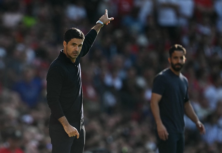 ဒါကြောင့်လည်း အာဆင်နယ်က ပရီးမီးယားလိဂ်နဲ့ ချန်ပီယံလိဂ် ချန်ပီယံ ပြေးလမ်းပေါ် ကနေ သွေဖယ်သွားခဲ့ရတယ် ဆိုရင်လည်း မမှားပါဘူး။