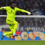 အိုနာနာ ကတော့ ပြီးခဲ့တဲ့ ၂၀၂၃-၂၀၂၄ ဘောလုံး ရာသီမှာ ပရီးမီးယားလိဂ် ကလပ် မန်ချက်စတာယူနိုက်တက်ကို ပြောင်းရွှေ့လာခဲ့ပြီးတော့ နှစ်ရာသီ အတွင်း ပြိုင်ပွဲစုံ ပွဲ ၁၀၀ ကျော် ကစားထားပါတယ်။