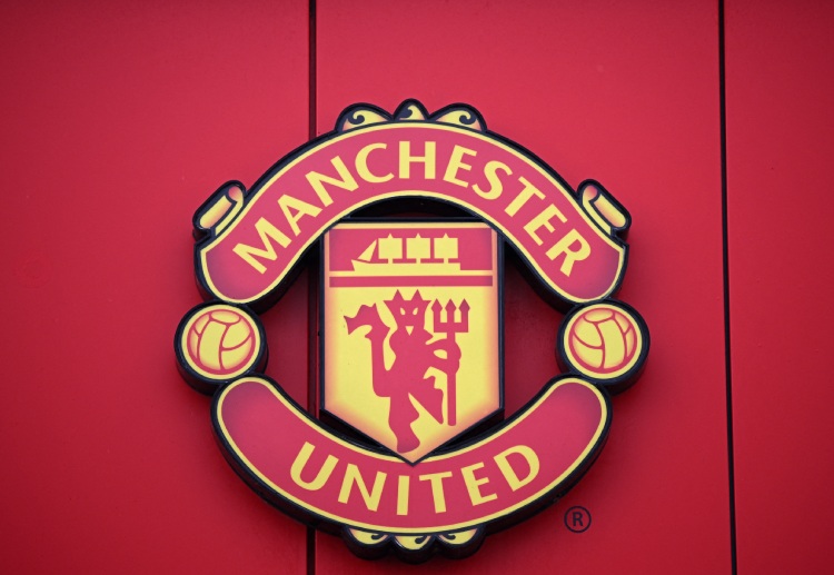 ပရီးမီးယားလိဂ် ကလပ် မန်ချက်စတာယူနိုက်တက် ကတော့ ရွိုင်ရယ် အန့်ဝပ် ဂိုးသမား ဆန်နီ လမ်မန်စ် ကို ခေါ်ယူဖို့ ဆွေးနွေးနေတယ်လို့ သိရပါတယ်။