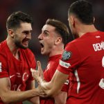 世预赛 梅开二度