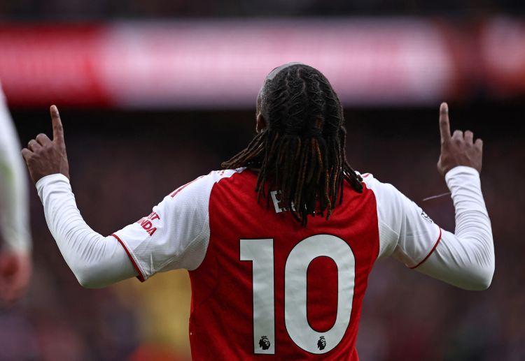 အာဆင်နယ်ဟာ ဒီရာသီ ပရီးမီးယားလိဂ်မှာ ၁၆ ဂိုး သွင်းယူထားပြီး ၁၁ ဂိုးက (ပင်နယ်တီ အပါအဝင်) Set Piece ကနေ ဂိုးသွင်းယူထားတာ ဖြစ်ပါတယ်။