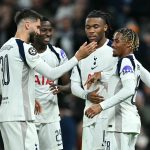 လက်ရှိမှာ စပါးက ပရီးမီးယားလိဂ် အမှတ်ပေးဇယား အဆင့် ၆ နေရာမှာ ရပ်တည်နေပေမယ့် အဆင့် ၃ နေရာမှာ ရှိနေတဲ့ လစ်ဗာပူးလ်နဲ့ တစ်မှတ်သာ ကွာဟနေပါတယ်။