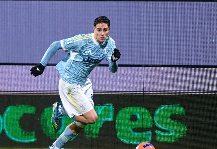 လာလီဂါ ကလပ် ဘာစီလိုနာ ကတော့ ဂျူဗင်တပ်စ် တောင်ပံကစားသမား ကီနန် ယီလ်ဒစ်ဇ်ကို ခေါ်ယူချင်နေပေမယ် ငွေကြေးအရ အခက်အခဲ ရှိနေပါတယ်။