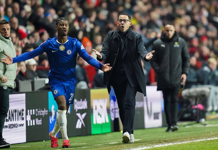 ဒါ့အပြင် အာဆင်နယ်ဟာ ဒီရာသီ ပရီးမီးယားလိဂ်မှာ set-piece တွေကနေ ဂိုးကန်သွင်းချက် ၈၈ ကြိမ် ရှိထားပြီး စတုတ္ထ အများဆုံး အသင်း ဖြစ်နေပါတယ်။