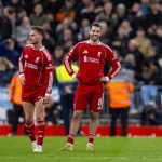 တစ်ဖက် မှာလည်း ဆိုဘို့ဇ်ဆလိုင်းဟာ ပရီးမီးယားလိဂ် ချန်ပီယံ လစ်ဗာပူးလ် အသင်း အတွက် ခက်ခဲတဲ့ ရာသီတစ်ခုမှာ အကောင်းဆုံး ခြေစွမ်းပြနေသူ ဖြစ်ပါတယ်။