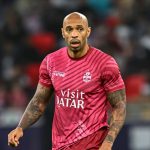 ၂၀၀၁ ကနေ ၂၀၀၆ ခုနှစ် အတွင်း ၅ ရာသီတည်း မှာတင် ပရီးမီးယားလိဂ် ဖလား ၂ ကြိမ်နဲ့ သွင်းဂိုး ၁၃၀ ရယူနိုင်ခဲ့တာ ကပဲ သူဟာ အဆင့် ၁ ဖြစ်ကြောင်း သက်သေခံနေပါတယ်။