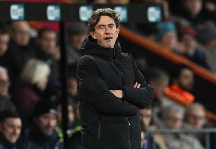 လက်ရှိမှာ စပါးက ပရီးမီးယားလိဂ် အမှတ်ပေးဇယား အဆင့် ၁၆ နေရာမှာ ရောက်ရှိနေပြီး တန်းဆင်းဇုန်နဲ့ ၅ မှတ်သာ ကွာတော့တာ ဖြစ်ပါတယ်။