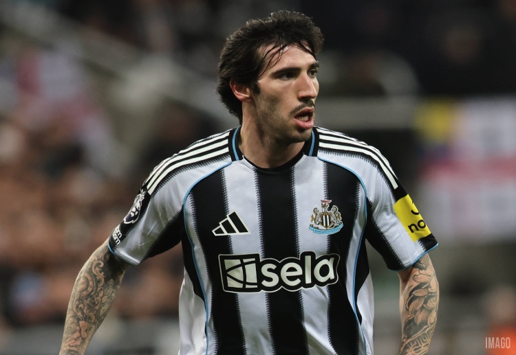 လာလီဂါ ကလပ် ရီးရဲလ်မက်ဒရစ် ကင်းထောက်တွေဟာ နယူးကာဆယ် ကွင်းလယ်လူ ဆန်ဒရို တိုနာလီရဲ့ ခြေစွမ်းကို စောင့်ကြည့်ခဲ့ကြပါတယ်။