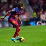 欧冠联赛 巴萨小将拉明·亚马尔状态出色，已成为球队进攻核心之一。