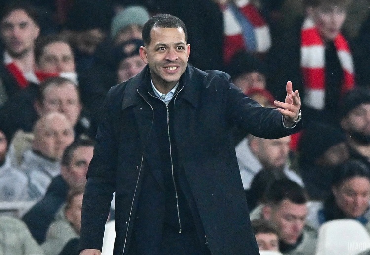 နည်းပြ လီယမ် ရိုစီနီယာရဲ့ ချဲလ်ဆီး ခရီးစဉ်ဟာ အစပိုင်းမှာ ပရီးမီးယားလိဂ် ၄ ပွဲ ဆက်နိုင်ပြီး တောက်ပခဲ့ပါတယ်။